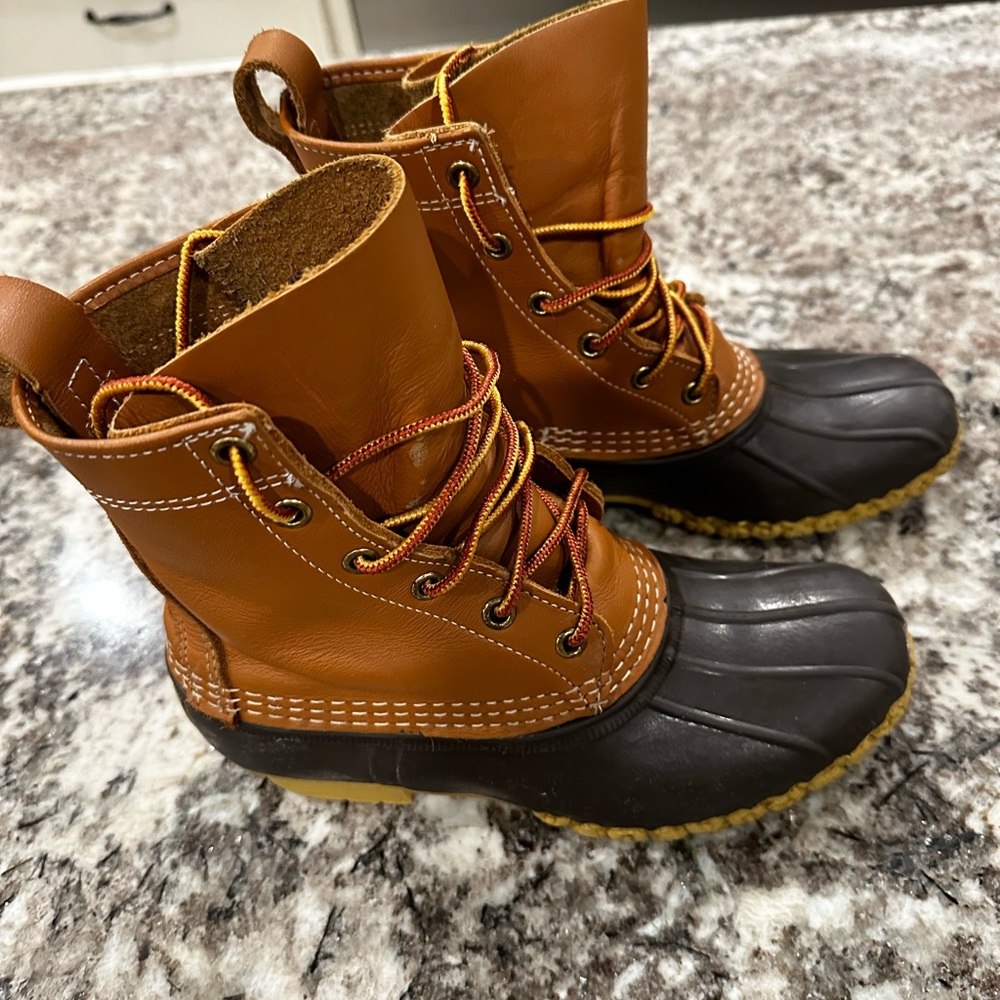 Like New Size 6m Please Check Sizing Guides At Ll… - image 4